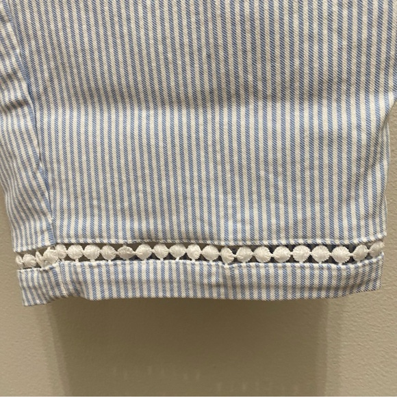 Crown & Ivy Plus Size Blue/White Seersucker Ankle Pants - Picture 5 of 9